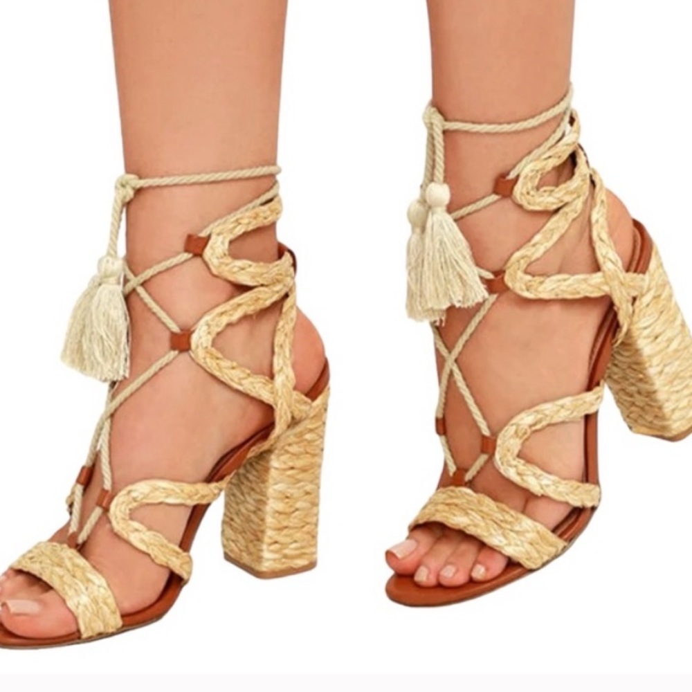 Mia Gigi raffia block heel wrap sandal size 7